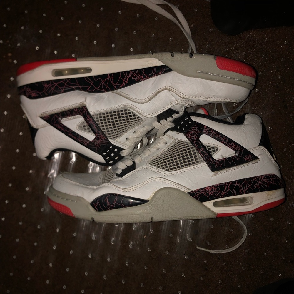 Jordan 4 flight nostalgia